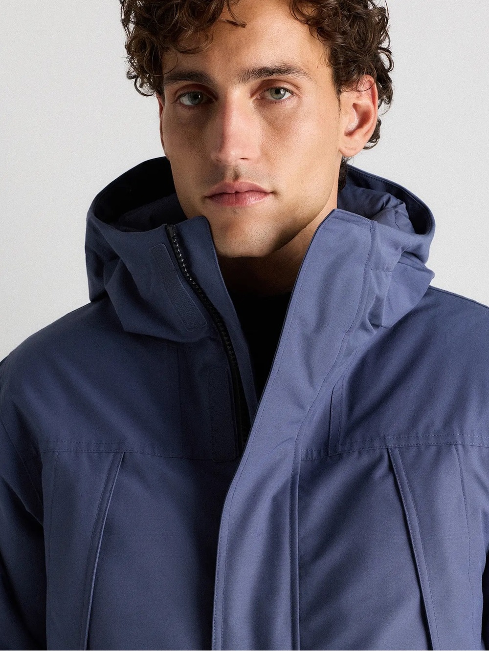 QUINCE men’s Responsible Down Hooded Parka - Picture 3 of 16